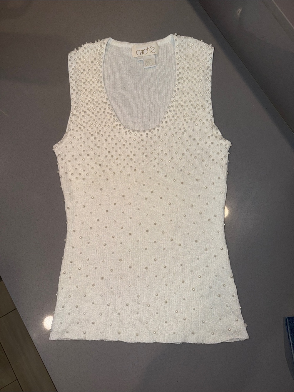 CACHE VINTAGE LARGE Women's White Pearl-Embellished Sleeveless Knit Top scoop